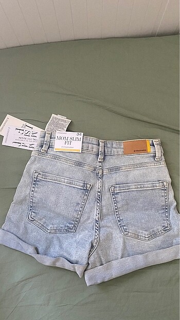 xs Beden stradivarius kot şort