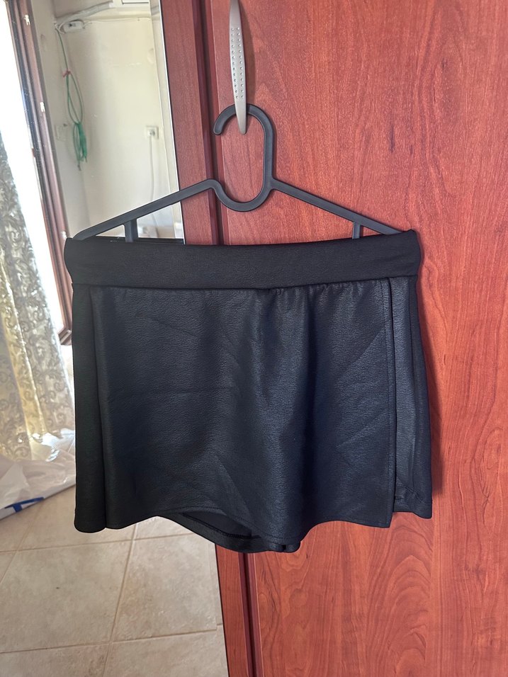 Siyah Deri Mini Etek - Görsel 2