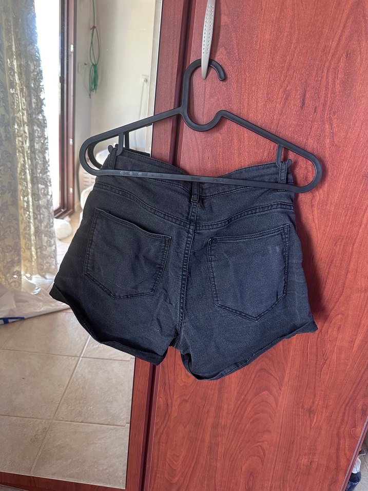 Kadın Siyah Mini Kot Şort - Görsel 3