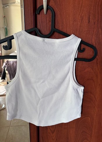 Beyaz Kadın Kolsuz Atlet - Görsel 2