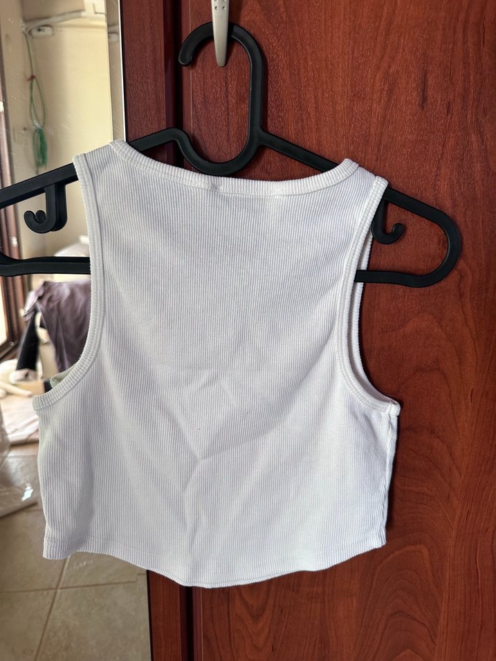 Beyaz Kadın Kolsuz Atlet - Görsel 2