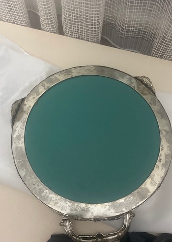 İşlemeli Beyaz Parlak Tepsi - Görsel 2