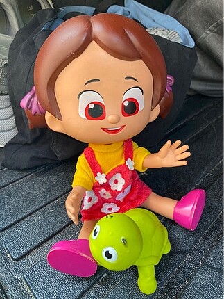 Niloya,tospik ve cam matarası