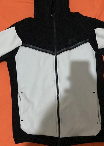 Nike Tech sorunsuz