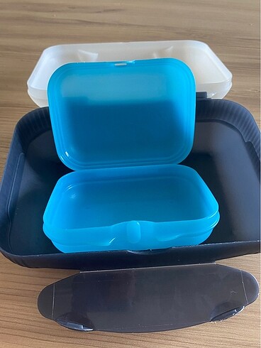 Tupperware Tupperware