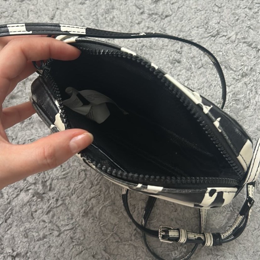 Pull&Bear Desenli Çanta - Görsel 3