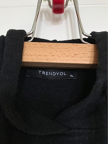 Trendyol & Milla trendyolmilla kısa crop siyah sweatshirt