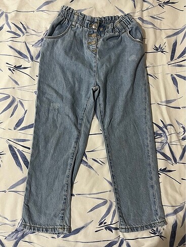LC Waikiki önü çıtçıtlı beli lastikli Jean