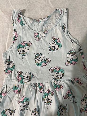 6 Yaş Beden H&M kız çocuk unicornlu elbise