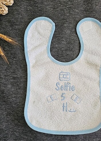 Selfie Nakışlı Bebek Mama Önlüğü 0-12 AY uyumludur 