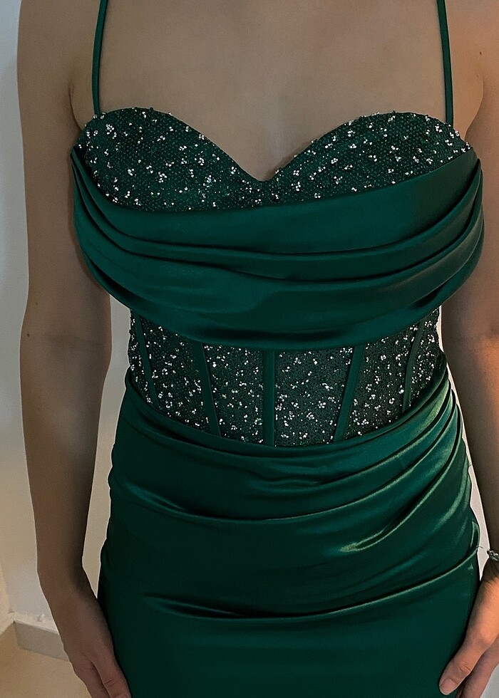 Koyu Yesil Saten Abiye - Görsel 3