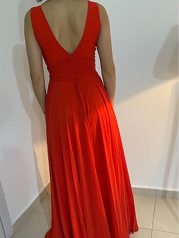 Kırmızı Uzun Elbise - Görsel 3
