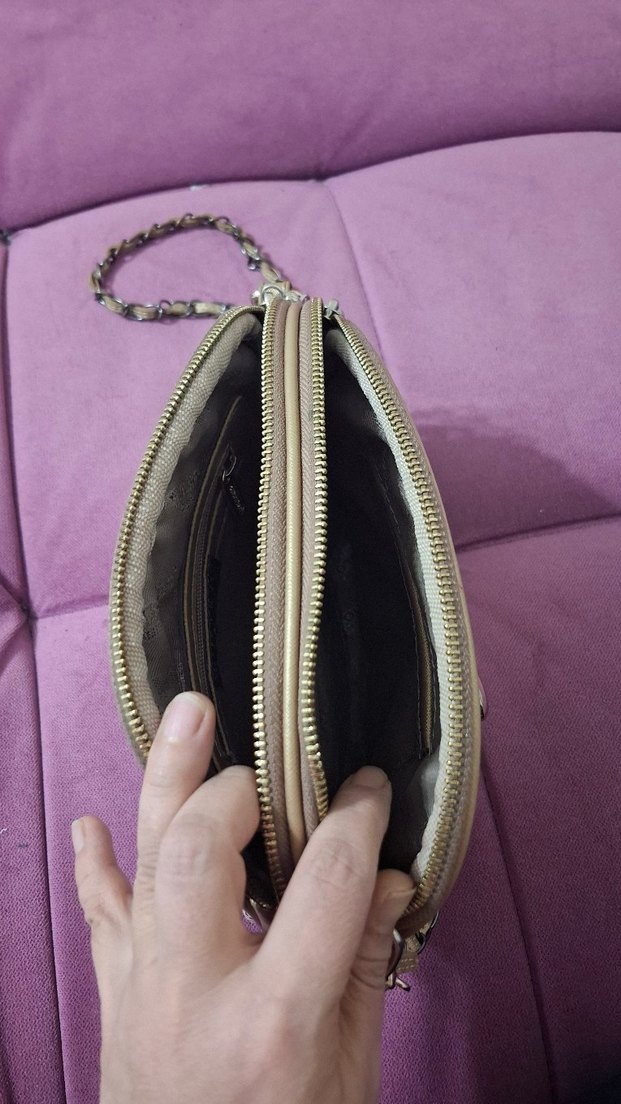 Zincir Detaylı Beyaz Kadın Çanta - Görsel 3