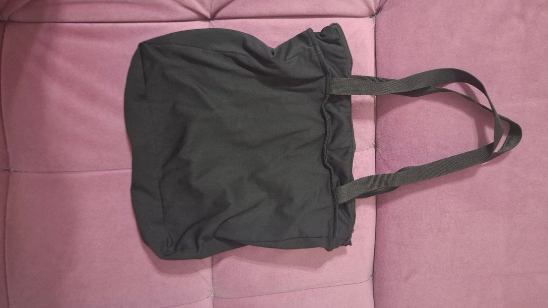 Siyah Fermuarlı Kadın Spor Çanta - Görsel 2