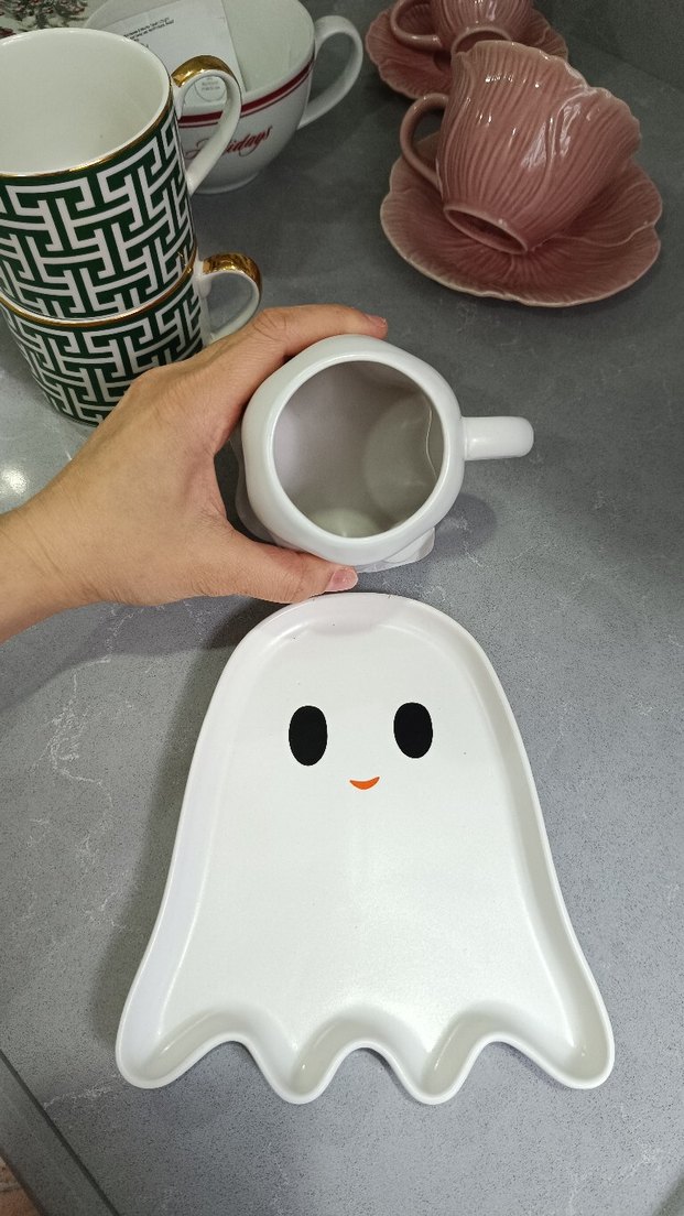 Sevimli Hayalet Tasarımlı Beyaz Kupa ve Tabak - Görsel 2
