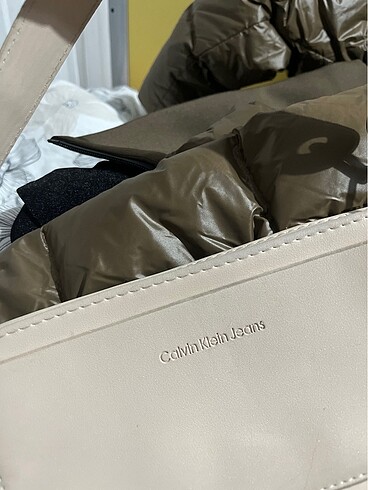  Beden Calvin klein Çanta
