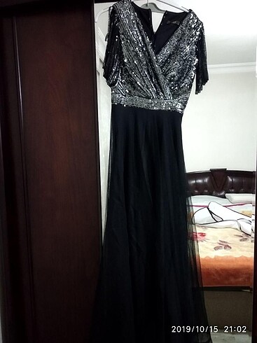 Zara Abiye kıyafet
