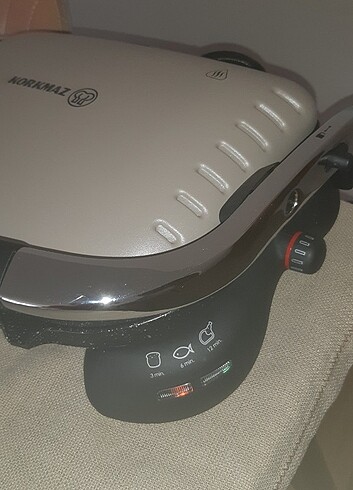  Beden Renk Tost makinesi 1800W