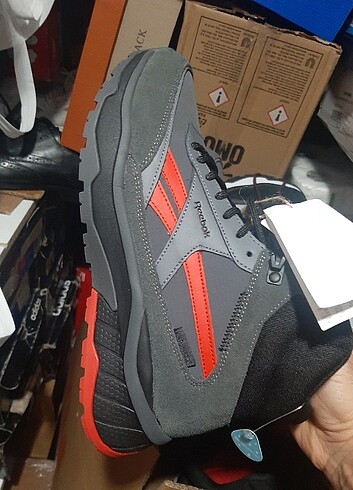 42 Beden gri Renk Reebok 42 Waterproof bot