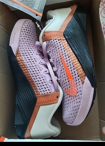 41 Beden Nike 41 Metcon 6