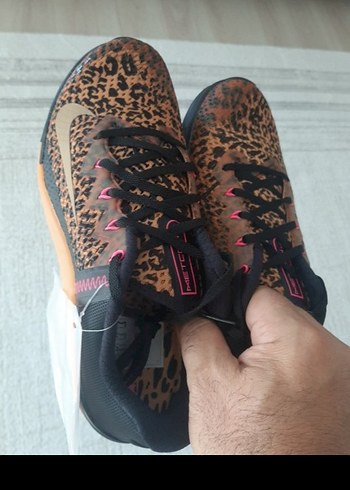 nike 42 Leopar metcon 6 spor salon Ayakkabı - Görsel 6