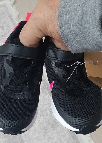 Nike Kız Çocuk Siyah-Pembe Spor Ayakkabı 26 - Görsel 10