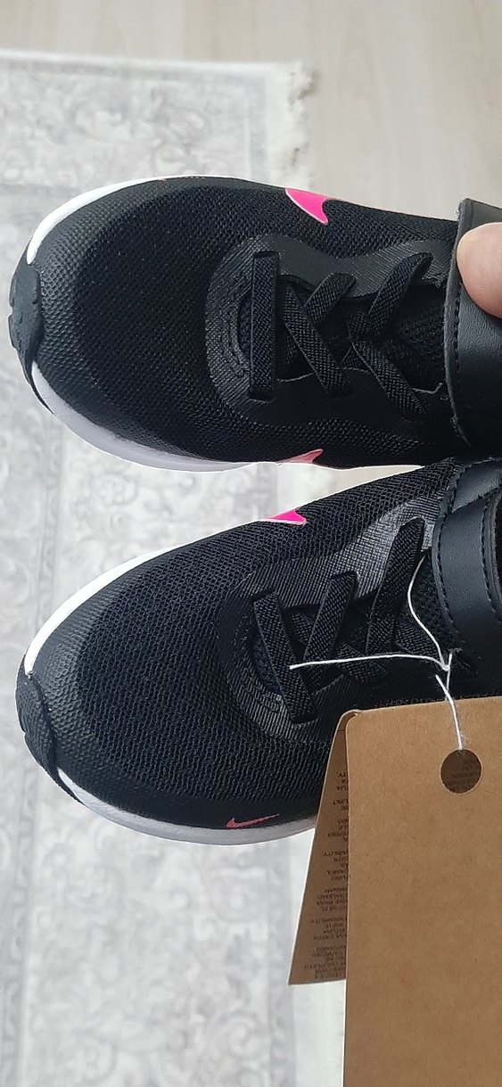 Nike Siyah-Pembe Kız Çocuk Spor Ayakkabı 27 Revolution 7 - Görsel 4
