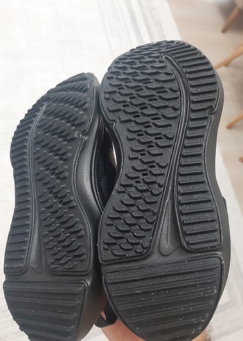31 Beden siyah Renk Nike Çocuk Siyah Cırt Cırtlı Spor Ayakkabı 31