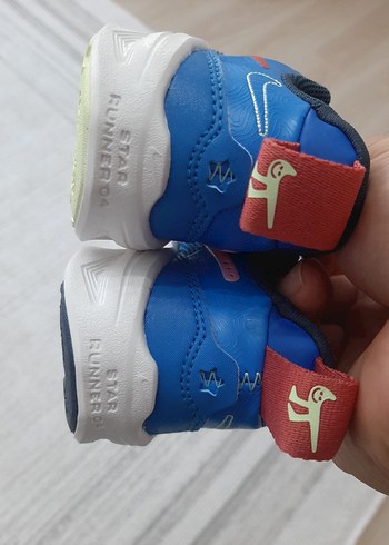 28 Beden Nike 28 star runner 4 Erkek Çocuk Mavi Spor Ayakkabı
