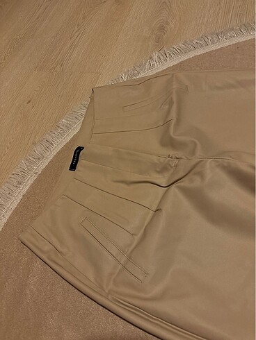 Bej rengi deri pantolon - Görsel 2