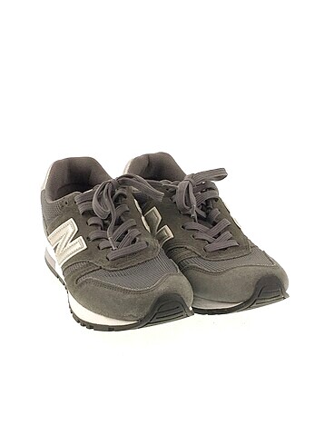 New Balance New Balance Spor Ayakkabı %70 İndirimli.