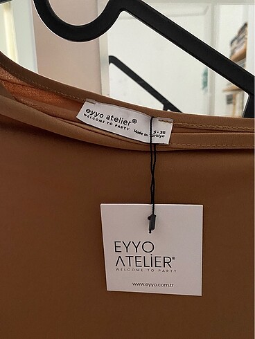 Bershka Eyyo bej elbise