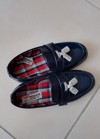 Çocuk ayakkabı rugan deri sağlam temiz - Görsel 5
