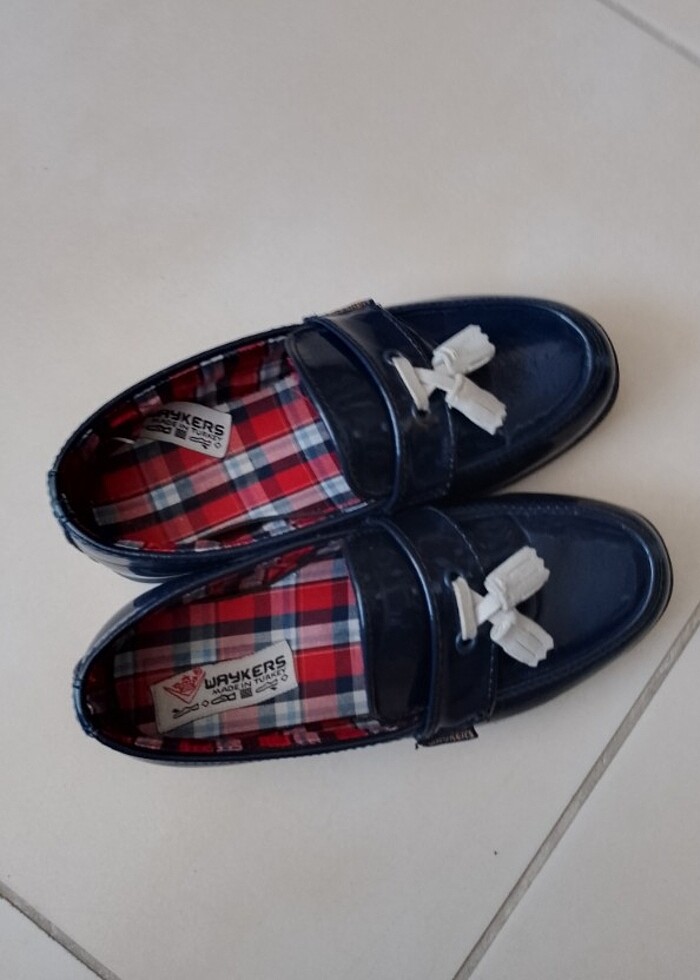 Çocuk ayakkabı rugan deri sağlam temiz - Görsel 5