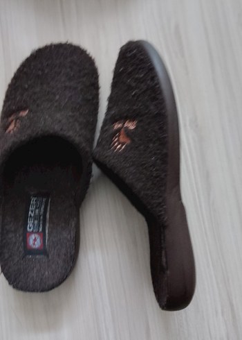 Kahverengi Erkek Ev Terliği Velcro Detaylı - Görsel 9