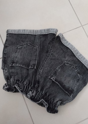 Gri Düğmeli Kadın Denim Şort - Görsel 2