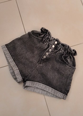 Gri Düğmeli Kadın Denim Şort - Görsel 7