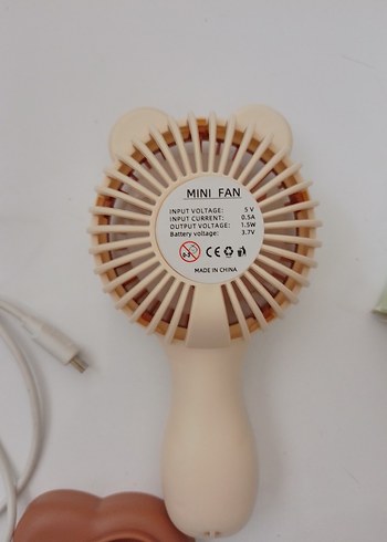 Diğer Ayı Figürlü Taşınabilir Mini Vantilatör