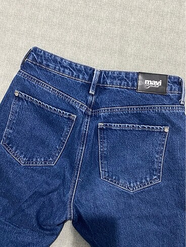 38 Beden Mavi Jean