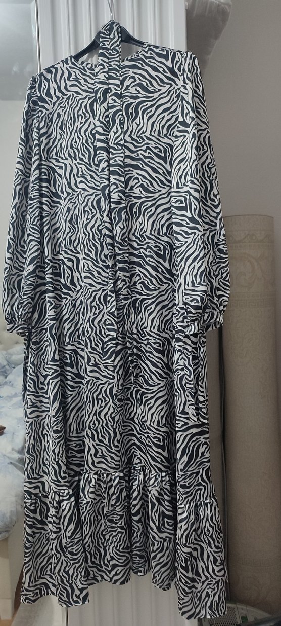 Zebra Desenli Uzun Salaş Elbise - Görsel 3