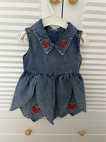 Zara Kot elbise çilekli
