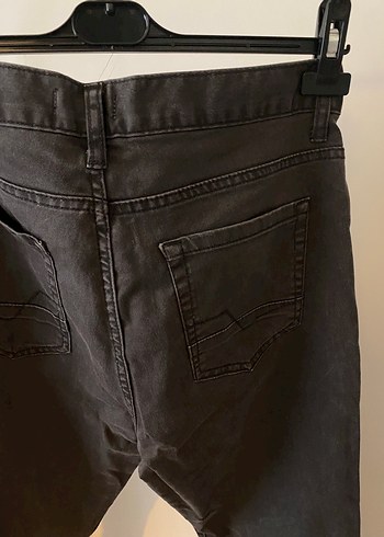 Düğmeli Gri Denim Erkek Jean