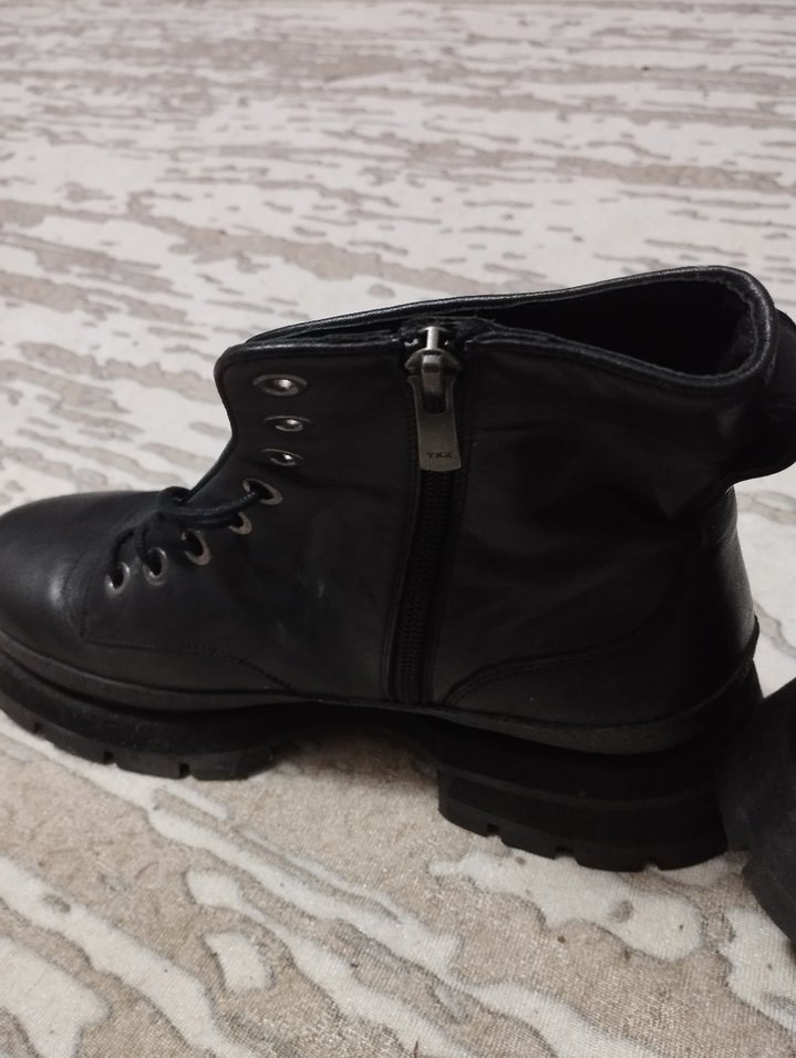 Siyah Deri Platform Topuklu Punk Botlar - Görsel 4