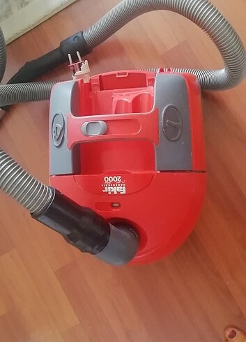 Fakir elektrikli süpürge makinesi kargo alici verir 