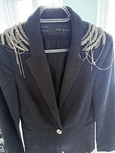 İşleme detaylı zara ceket
