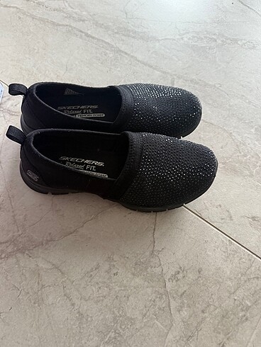 Çok şık skechers yurt dışından aldım