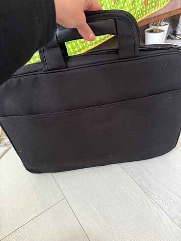 Diğer Darbeye dayanıklı laptop çantası