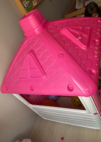 Barbie Temalı Pembe Oyun Evi - Görsel 3