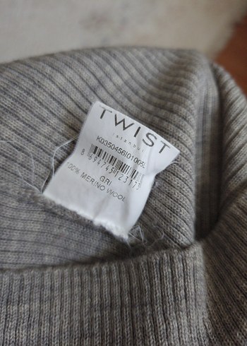 l Beden Twist %100 merinos yünlü Gri Kadın Boğazlı İnce Triko Kazak