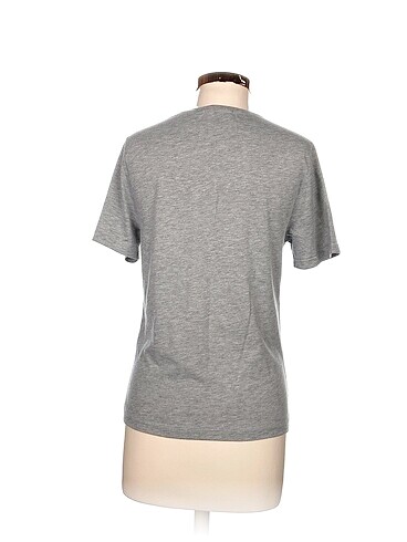 xl Beden Diğer T-shirt %70 İndirimli.